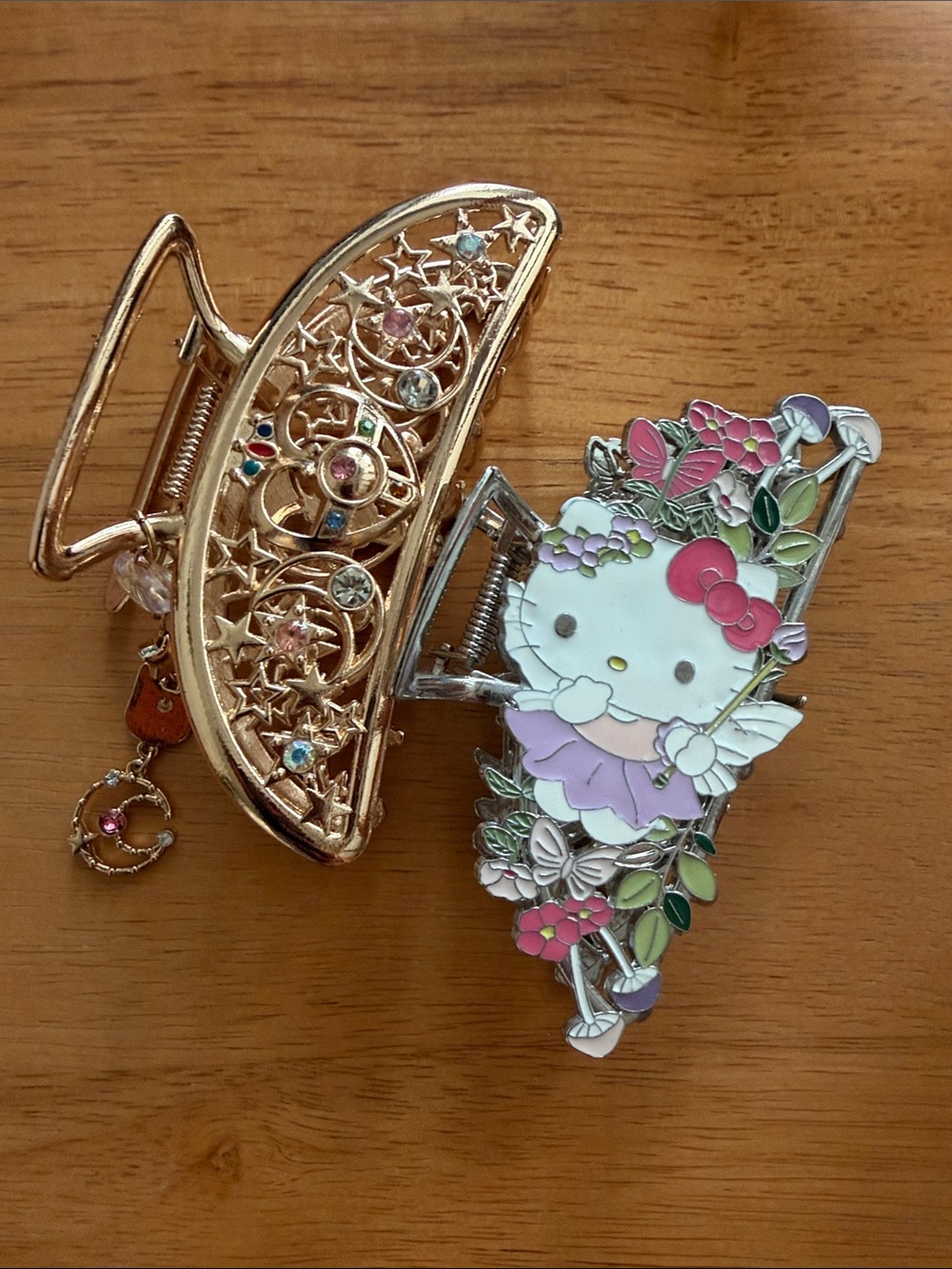 Hello Kitty & Sailor Moon Pink, Gold & Purple Floral Enamel Hair Clips Set